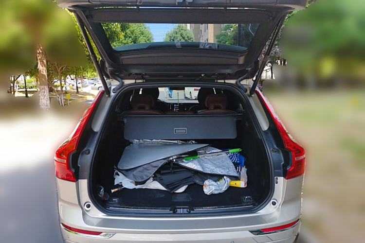 Used Volvo XC60 2020 T5 4x4 Zhiyi Luxury Edition Trunk
