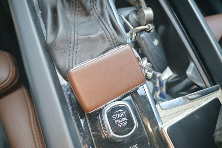 Used Volvo XC60 2020 T5 4x4 Smart Luxury Edition Vehicle Key