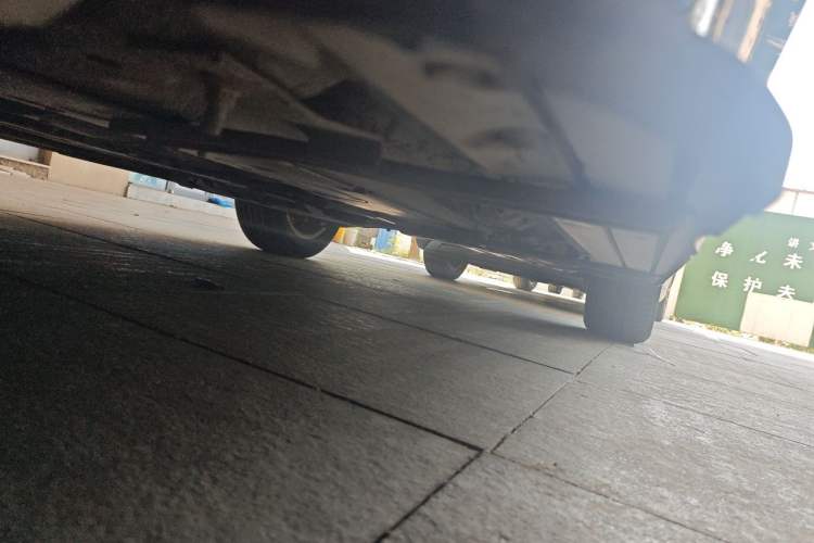 Used Volvo XC60 2021 T5 4x4 Smart Luxury Edition Chassis Front Left