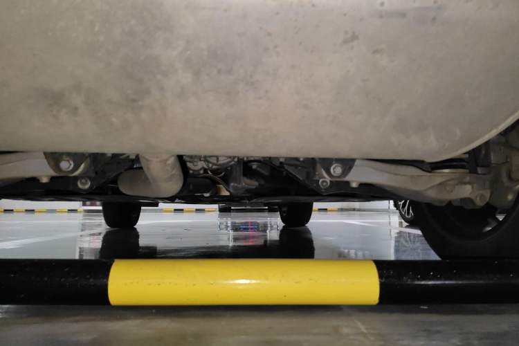 Used Volvo XC60 2021 T5 4x4 Smart Luxury Edition Chassis Rear