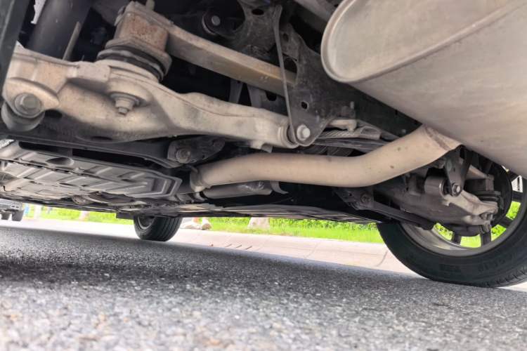 Used Volvo XC60 2021 T5 4x4 Smart Luxury Edition Chassis Rear Left