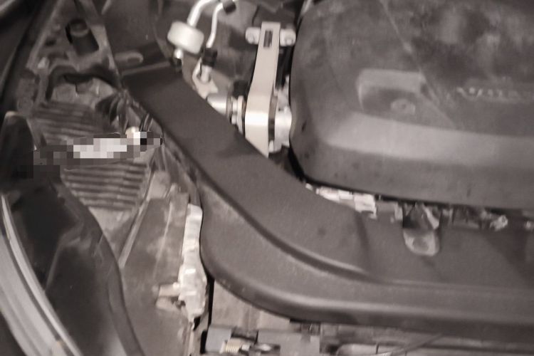Used Volvo XC60 2021 T5 4x4 Smart Luxury Edition Engine Bay Right