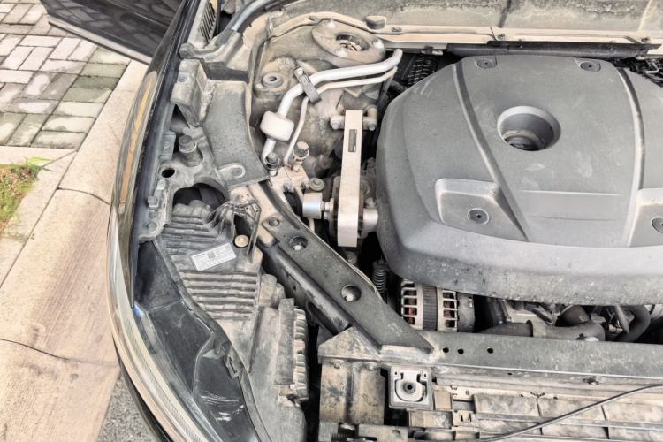 Used Volvo XC60 2021 T5 4x4 Smart Luxury Edition Engine Bay Right