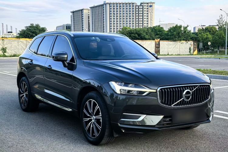 Used Volvo XC60 2021 T5 4x4 Smart Luxury Edition Exterior 6