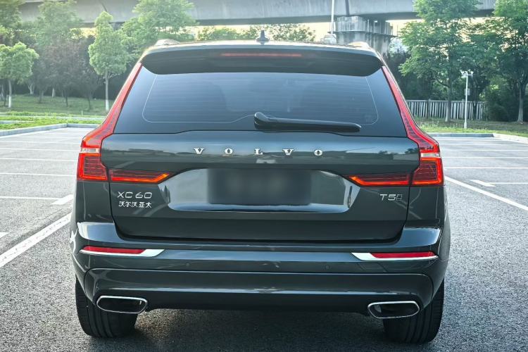 Used Volvo XC60 2021 T5 4x4 Smart Luxury Edition Exterior 8