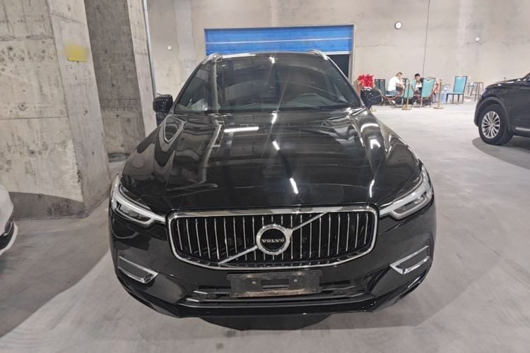 Used Volvo XC60 2021 T5 4x4 Smart Luxury Edition Front