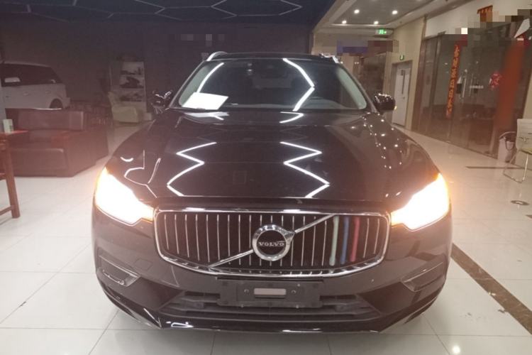 Used Volvo XC60 2021 T5 4x4 Smart Luxury Edition Front