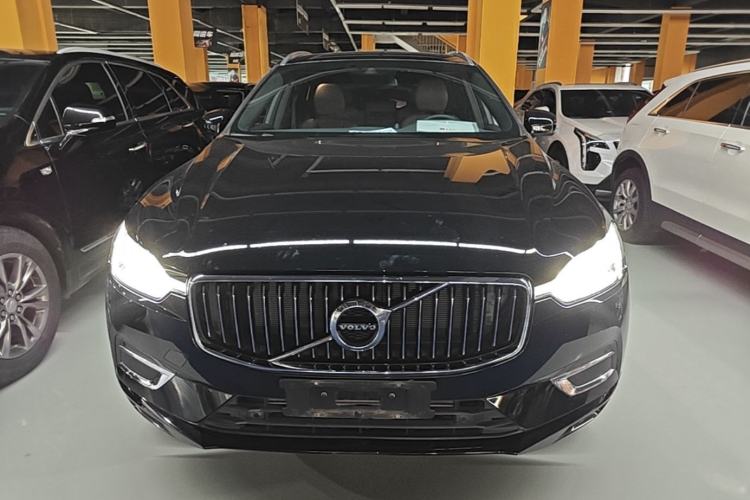 Used Volvo XC60 2021 T5 4x4 Smart Luxury Edition Front