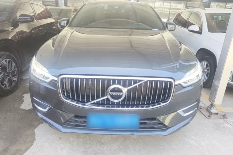Used Volvo XC60 2021 T5 4x4 Smart Luxury Edition Front