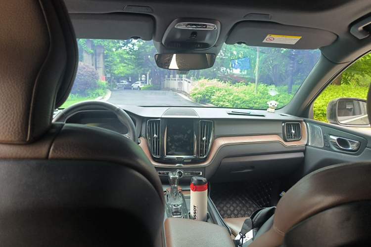 Used Volvo XC60 2021 T5 4x4 Zhiya Luxury Edition Headliner