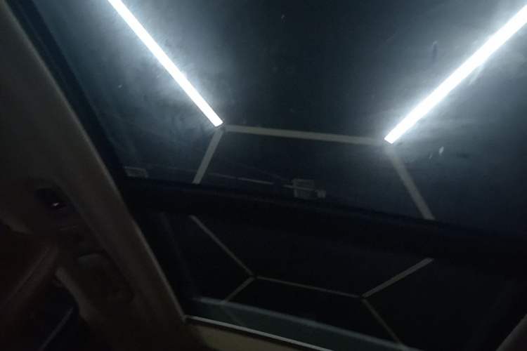 Used Volvo XC60 2021 T5 4x4 Smart Luxury Edition Headliner