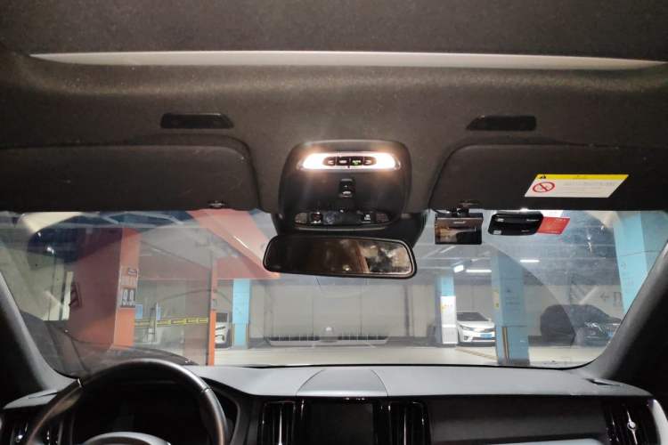 Used Volvo XC60 2021 T5 4x4 Smart Luxury Edition Headliner