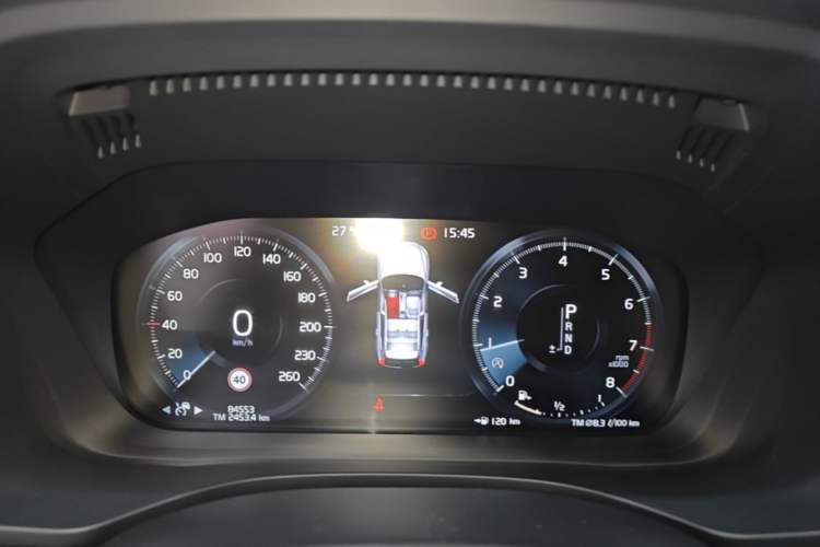 Used Volvo XC60 2021 T5 4x4 Smart Luxury Edition Instrument Cluster