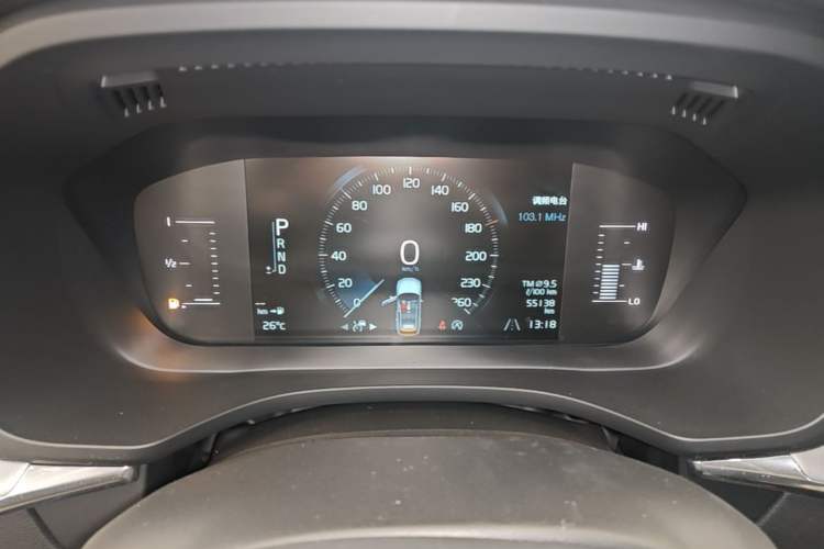 Used Volvo XC60 2021 T5 4x4 Smart Luxury Edition Instrument Cluster