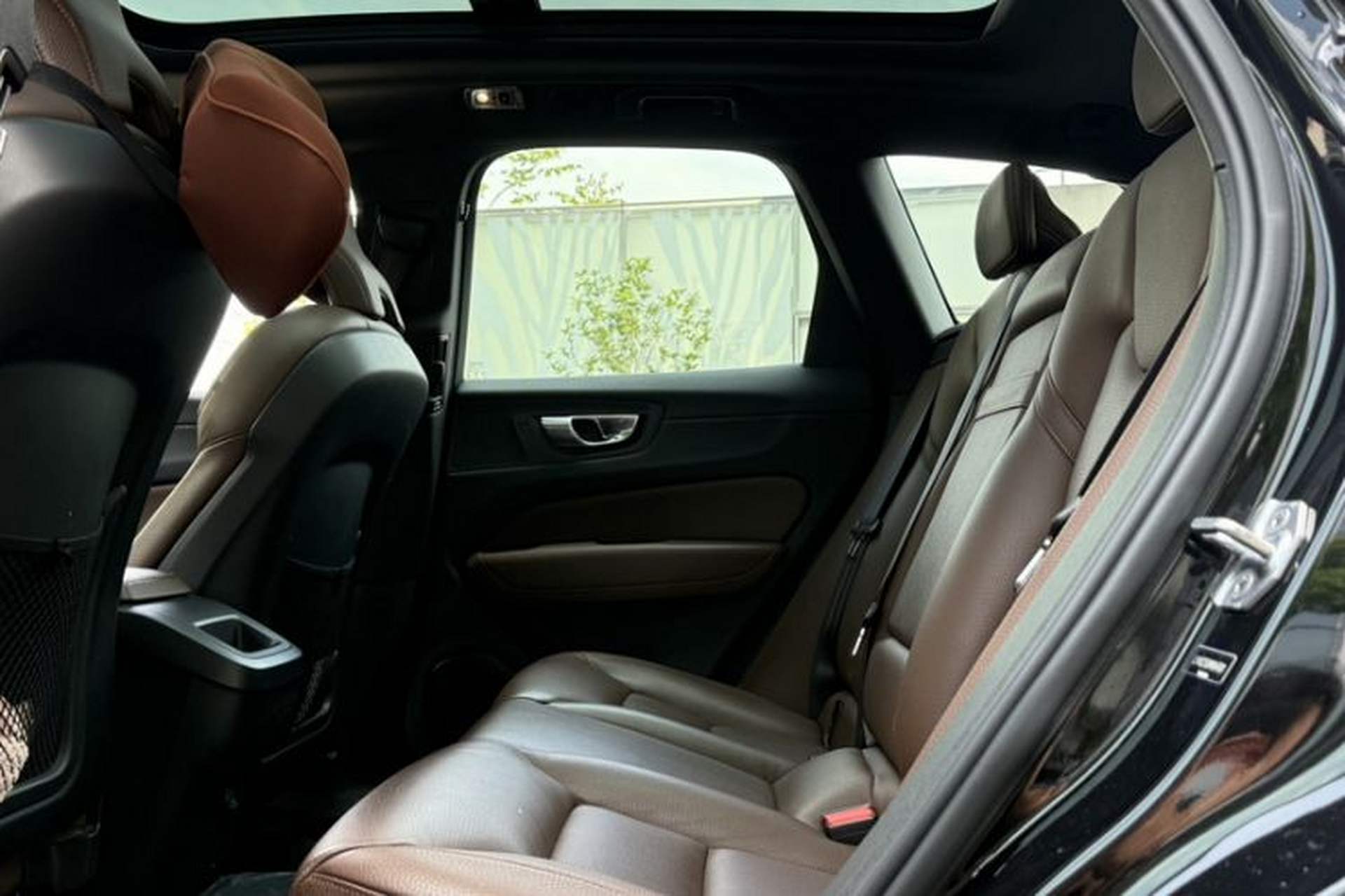 Used Volvo XC60 2021 T5 4x4 Smart Luxury Edition Interior 6