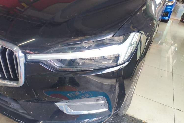 Used Volvo XC60 2021 T5 4x4 Smart Luxury Edition Left Front Headlight