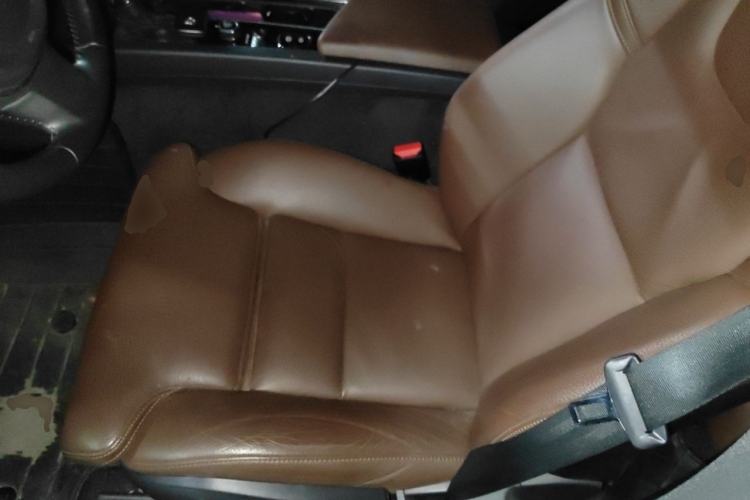 Used Volvo XC60 2021 T5 4x4 Smart Luxury Edition Left Front Seat