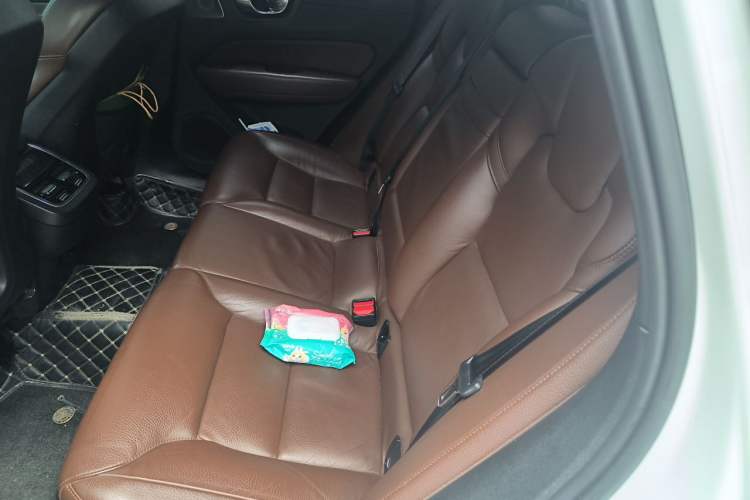 Used Volvo XC60 2021 T5 4x4 Zhiya Luxury Edition Left Rear Seat