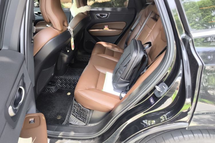 Used Volvo XC60 2021 T5 4x4 Smart Luxury Edition Left Rear Seat