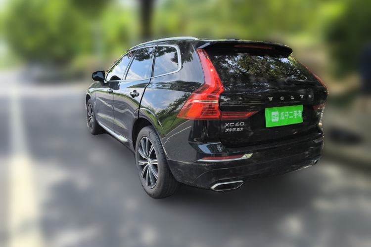 Used Volvo XC60 2021 T5 4x4 Smart Luxury Edition Rear Left 45 Deg