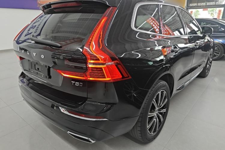 Used Volvo XC60 2021 T5 4x4 Smart Luxury Edition Rear Right 45 Deg