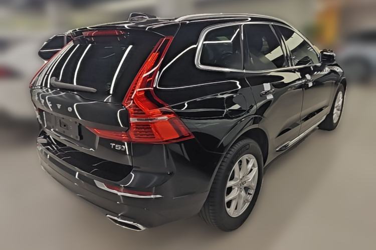 Used Volvo XC60 2021 T5 4x4 Smart Luxury Edition Rear Right 45 Deg