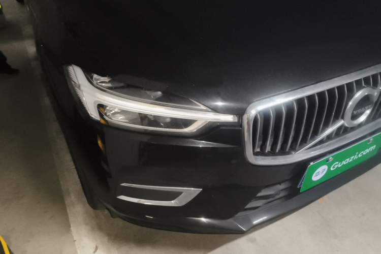 Used Volvo XC60 2021 T5 4x4 Smart Luxury Edition Right Front Headlight