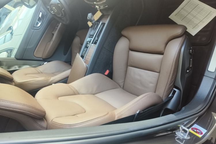 Used Volvo XC60 2021 T5 4x4 Smart Luxury Edition Right Front Seat