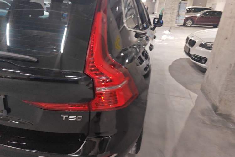 Used Volvo XC60 2021 T5 4x4 Smart Luxury Edition Right Rear Taillight