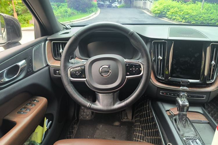 Used Volvo XC60 2021 T5 4x4 Zhiya Luxury Edition Steering Wheel