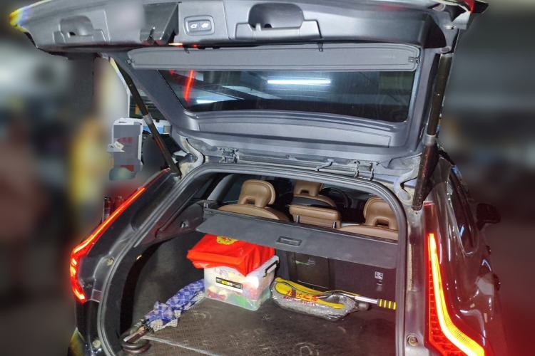Used Volvo XC60 2021 T5 4x4 Smart Luxury Edition Trunk