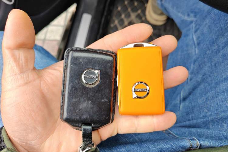 Used Volvo XC60 2021 T5 4x4 Smart Luxury Edition Vehicle Key