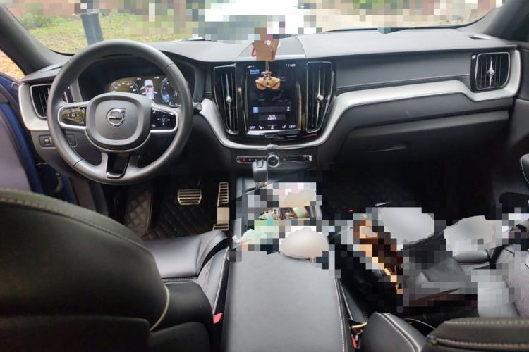 Used Volvo XC60 2021 T5 4x4 Zhiyi Sport Edition Center Console