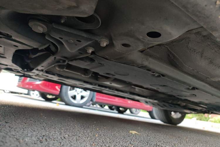 Used Volvo XC60 2021 T5 4x4 Smart Luxury Edition Chassis Front Left