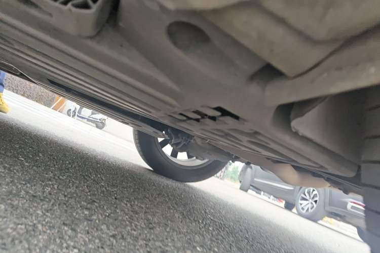 Used Volvo XC60 2021 T5 4x4 Smart Luxury Edition Chassis Rear Left