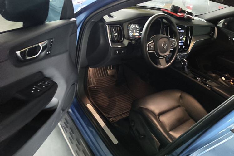 Used Volvo XC60 2021 T5 4x4 Zhiyi Sport Edition Driver Seat
