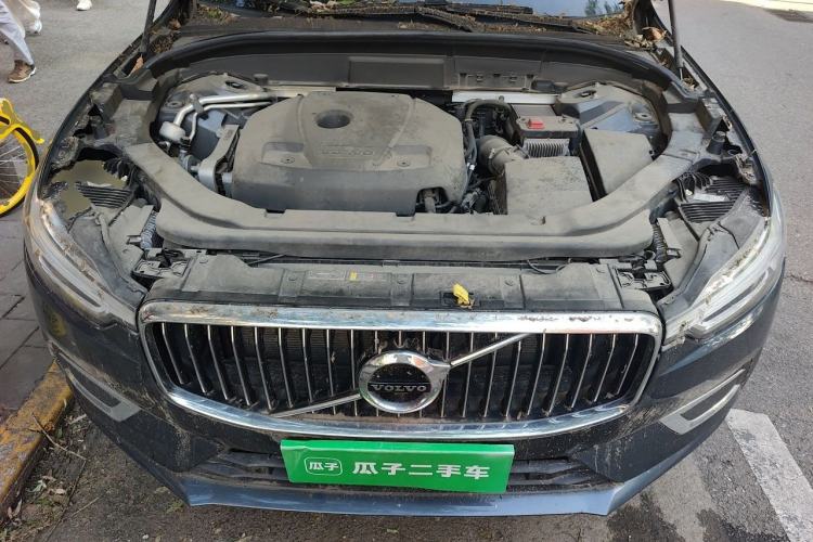 Used Volvo XC60 2021 T5 4x4 Smart Luxury Edition Engine Bay