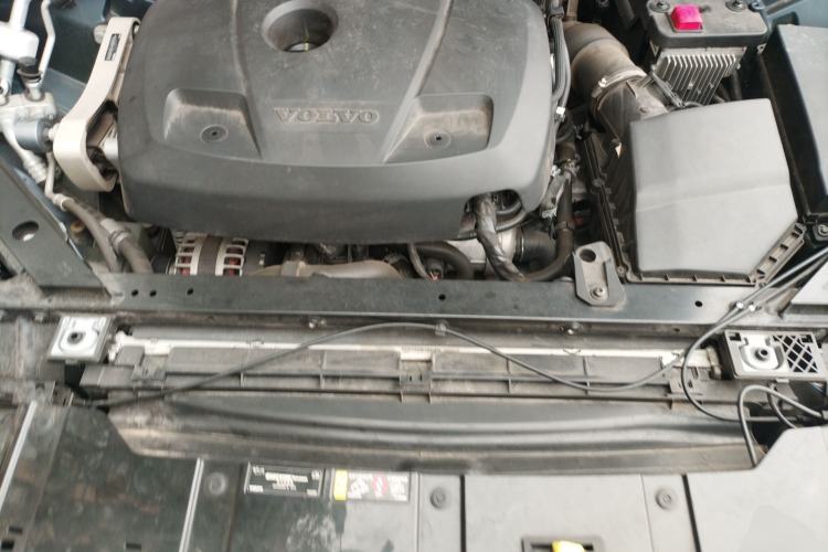 Used Volvo XC60 2021 T5 4x4 Zhiya Luxury Edition Engine Bay