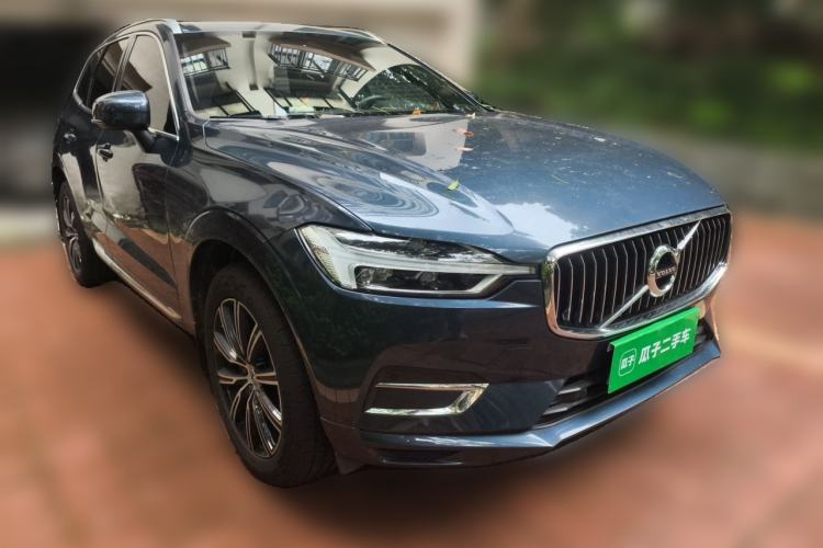 Used Volvo XC60 2021 T5 4x4 Smart Luxury Edition Exterior 2