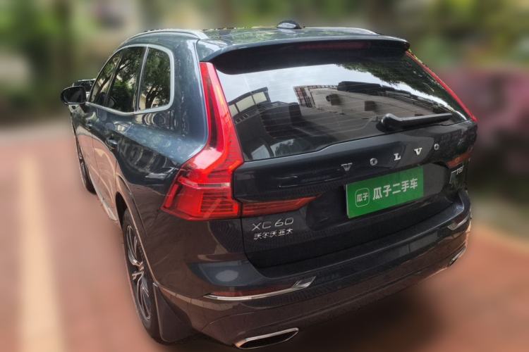 Used Volvo XC60 2021 T5 4x4 Smart Luxury Edition Exterior 3