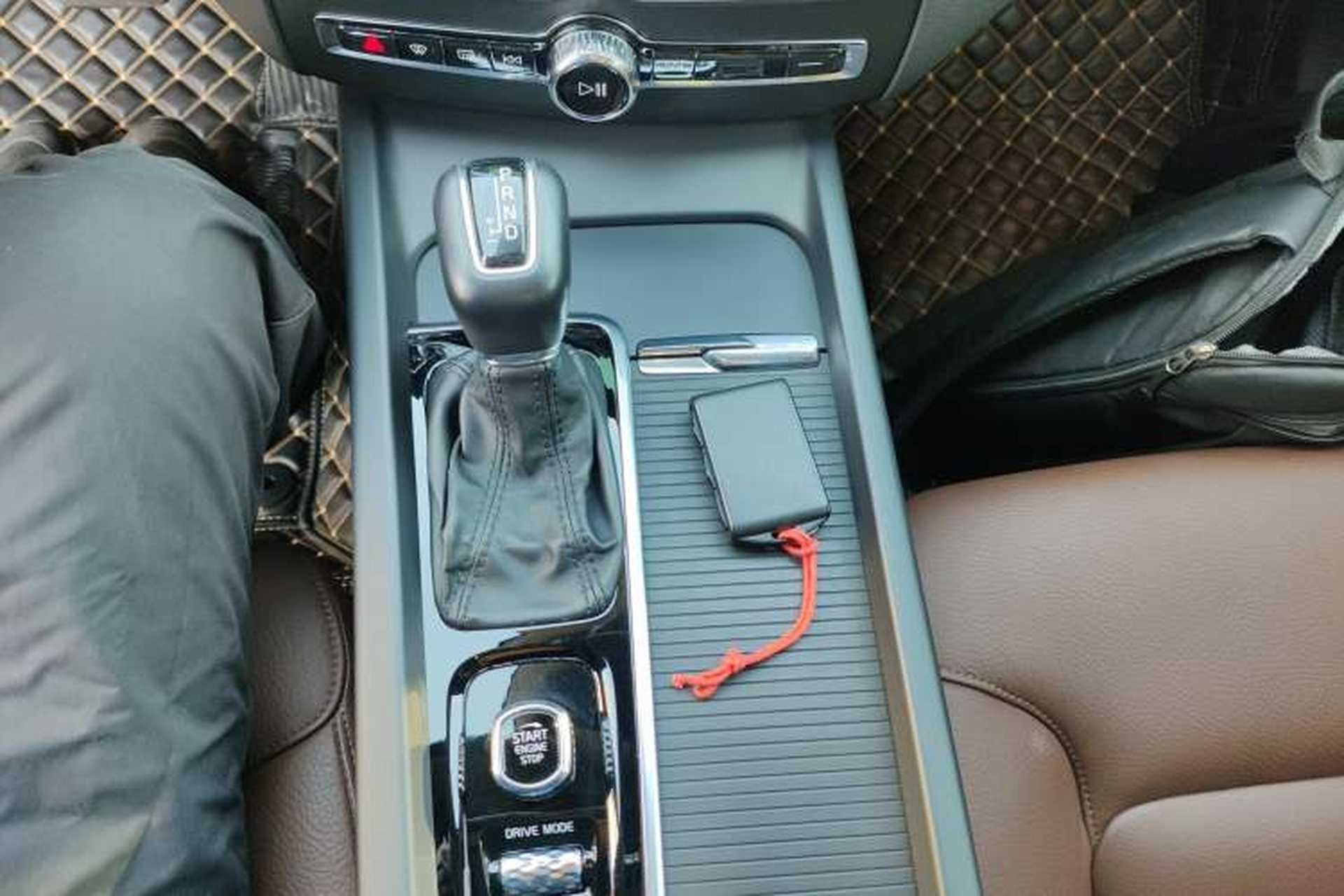 Used Volvo XC60 2021 T5 4x4 Smart Luxury Edition Gear Lever
