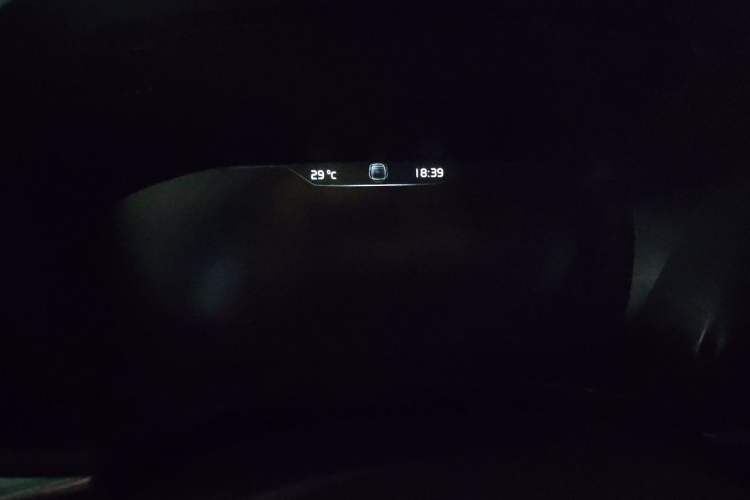 Used Volvo XC60 2021 T5 4x4 Smart & Advanced Sport Edition Instrument Cluster