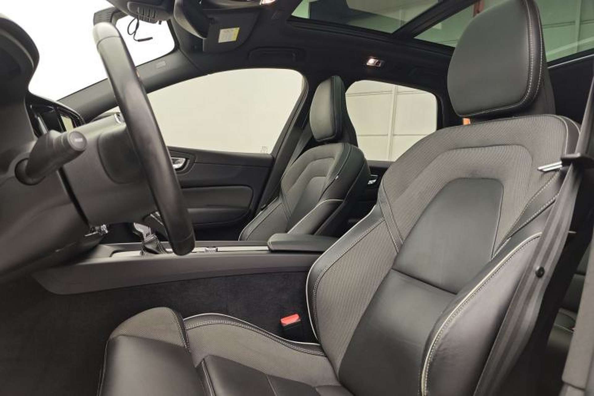 Used Volvo XC60 2021 T5 4x4 Smart & Advanced Sport Edition Interior 12