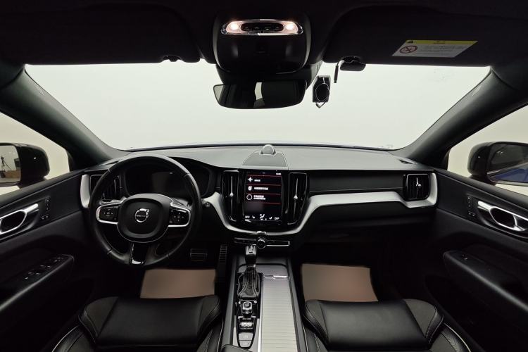 Used Volvo XC60 2021 T5 4x4 Smart & Advanced Sport Edition Interior 5
