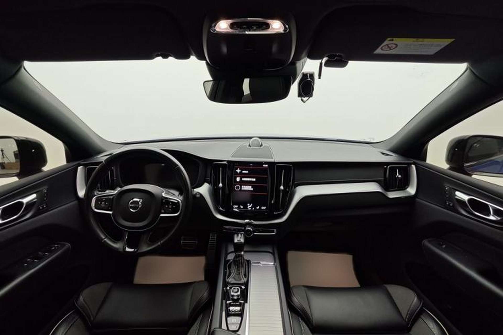 Used Volvo XC60 2021 T5 4x4 Smart & Advanced Sport Edition Interior 5