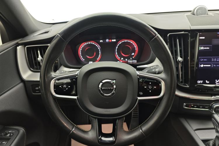 Used Volvo XC60 2021 T5 4x4 Smart & Advanced Sport Edition Interior 6