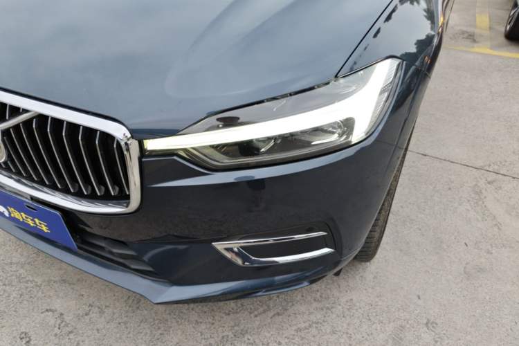 Used Volvo XC60 2021 T5 4x4 Smart Luxury Edition Left Front Headlight