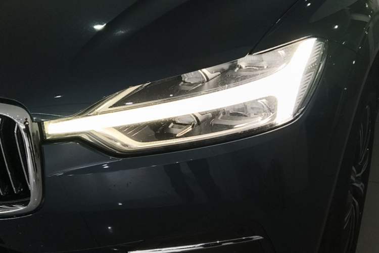 Used Volvo XC60 2021 T5 4x4 Smart Luxury Edition Left Front Headlight