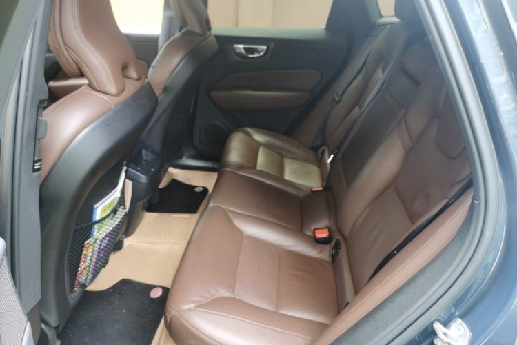 Used Volvo XC60 2021 T5 4x4 Smart Luxury Edition Left Rear Seat