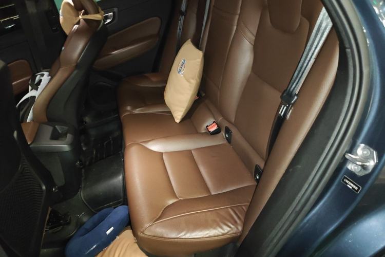 Used Volvo XC60 2021 T5 4x4 Smart Luxury Edition Left Rear Seat